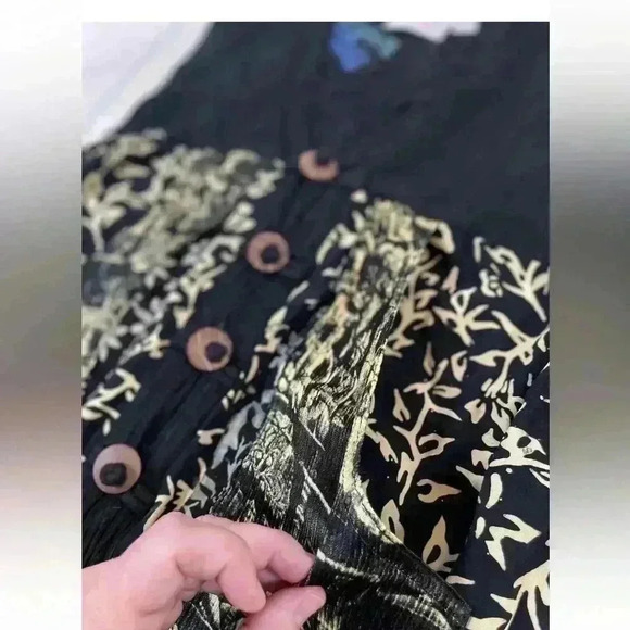 Orchid Lane Best Boho Buddha Hipster Vest Woman’s Size S/M Black Gold buttons - Picture 13 of 15